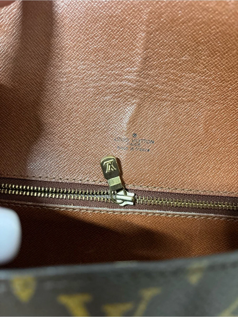Authentic Louis Vuitton Saint Cloud GM monogram crossbody bag